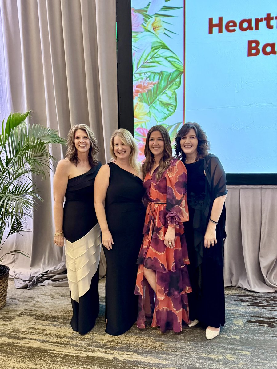 leehealthheart's tweet photo. Our Lee Health team showed up at the 2025 SWFL Heart Ball.
Congrats to Carrie Carty, this year’s Heart Ball Nurse Award winner! ❤️#LeeHealthHeartInstitute #SWFL #HeartBall #AHA https://t.co/juFp5DXzGD