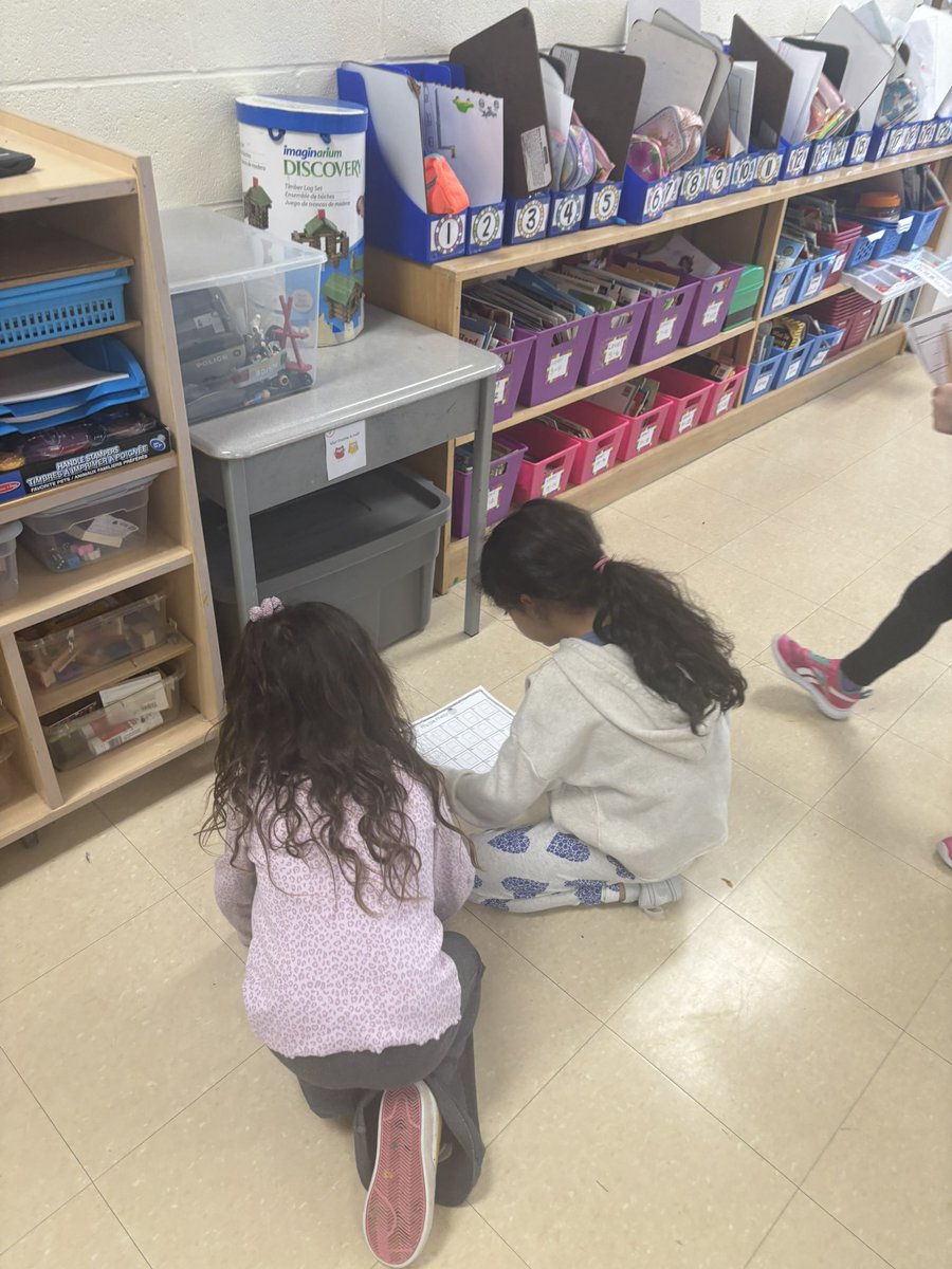 mscortinaa's tweet image. Today our math mission took us on a fraction adventure! 🕵️♀️ Students explored both our and @moretti_ms classroom to find and identify fractions 🙌 #MathHunt #FractionFun