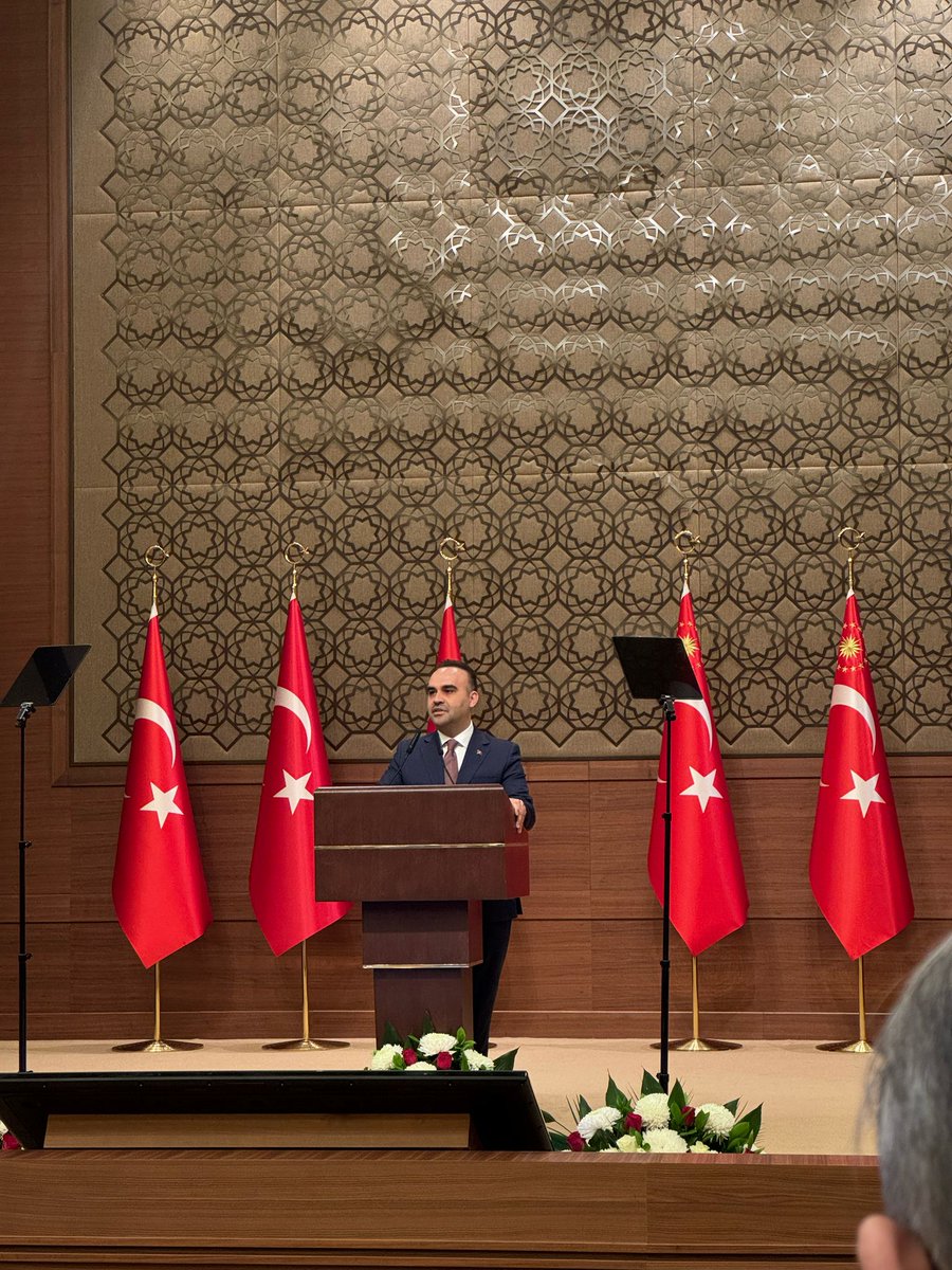 ASKON's tweet photo. Genel Başkan Vekilimiz Bekir Aydın Cumhurbaşkanımızın teşrifleriyle gerçekleştirilen "2030 Sanayi ve Teknoloji Stratejisi" Tanıtım Toplantısı'nda ASKON'umuzu temsilen katılım sağladı. https://t.co/SHUFw5f4WB