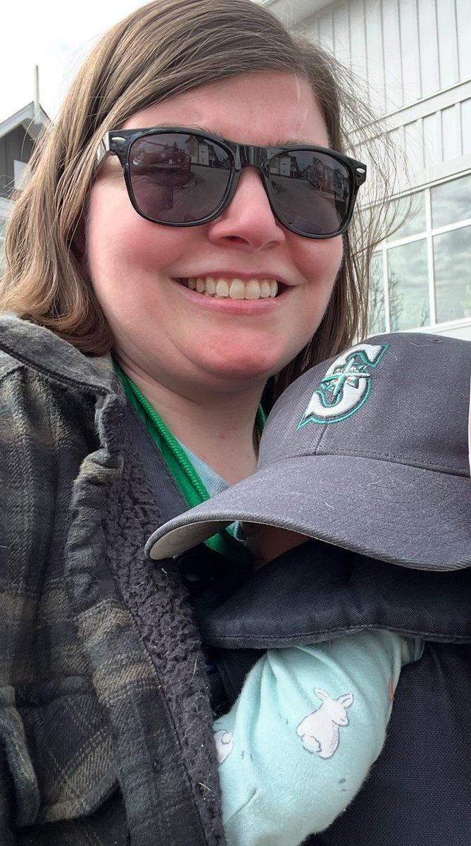 skc9292's tweet photo. @Mariners he’s already a fan. Can’t wait until I can take him to his first game. #Mariners #baseball https://t.co/Kz8vQDBRHB