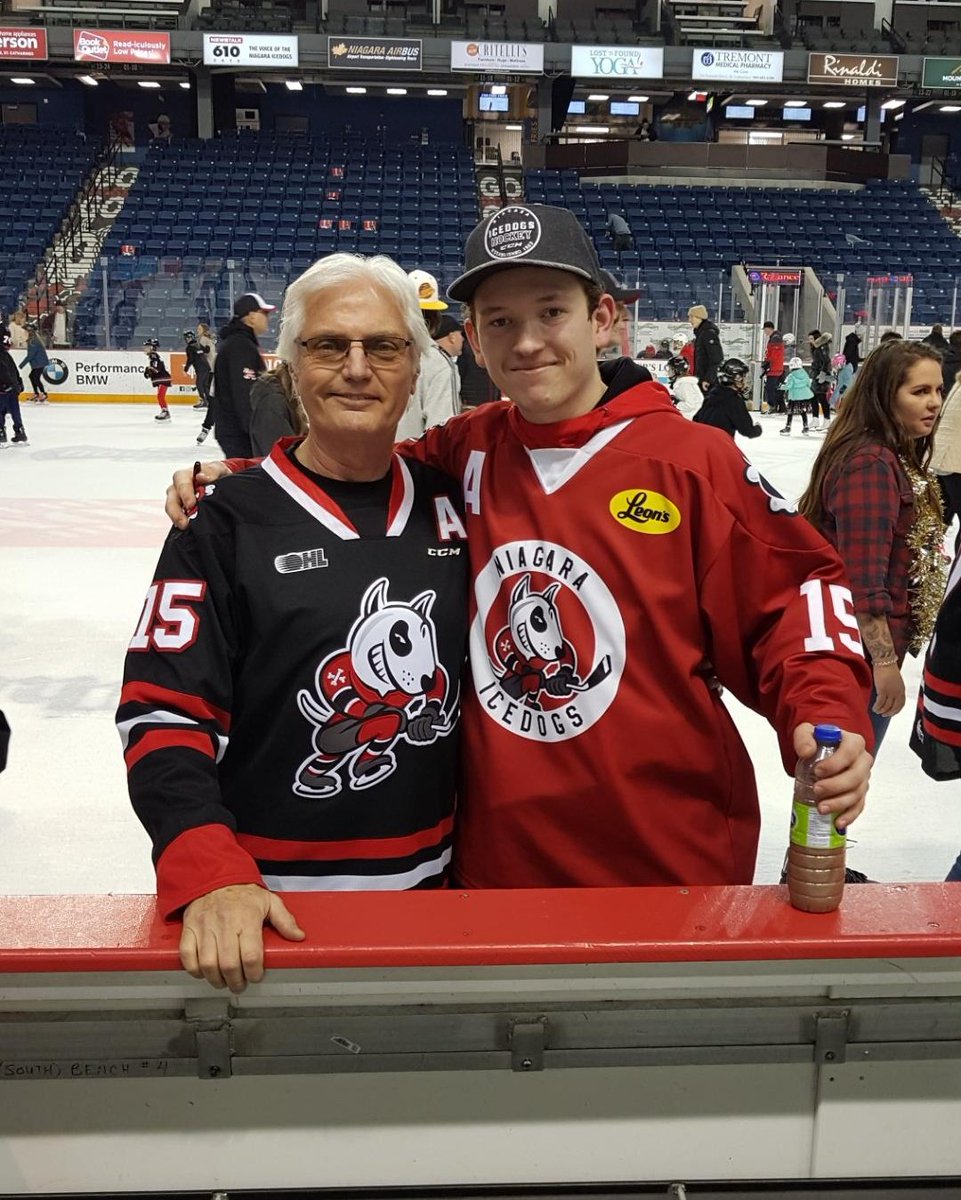 Mark Elsie (@markelsie101) on Twitter photo Last time the <a href="/OHLIceDogs/">Niagara IceDogs</a> were in the playoffs this guy was on the team. <a href="/OliverCastleman/">Oliver castleman</a> played all of his OHL career in Niagara. A great hockey player and friend of mine. Last time the <a href="/OHLIceDogs/">Niagara IceDogs</a> were in the playoffs this guy was on the team. <a href="/OliverCastleman/">Oliver castleman</a> played all of his OHL career in Niagara. A great hockey player and friend of mine.