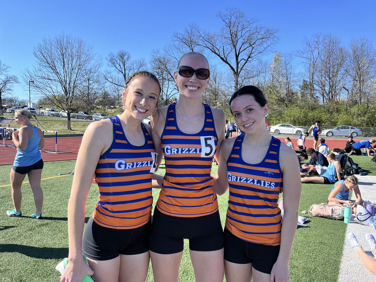 Hurdle crew takes 1-2-3! 

Sarah breaks her School Record!
Iris with her fastest opener!
Rylee with a MASSIVE PR! 22➡️