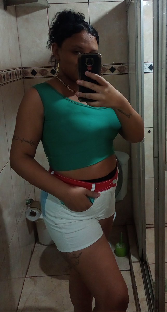 Polianafdss's tweet photo. uma fotinha 15 dia pós parto 🙏🏽🥰🙌🏽 https://t.co/vnzd8W4XTl
