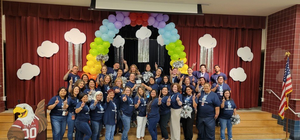 swisd_hcsa's tweet photo. WE ARE THE CHAMPIONS!!
HCSA MY PATH CELEBRATION
#RootEDHCSA #GoPublic #WeAreSW #DestinationSWISD #RootEdSWISD #RootEdHiddenCove
#imaginelearning
#MyPath https://t.co/eIuhT3QeYu
