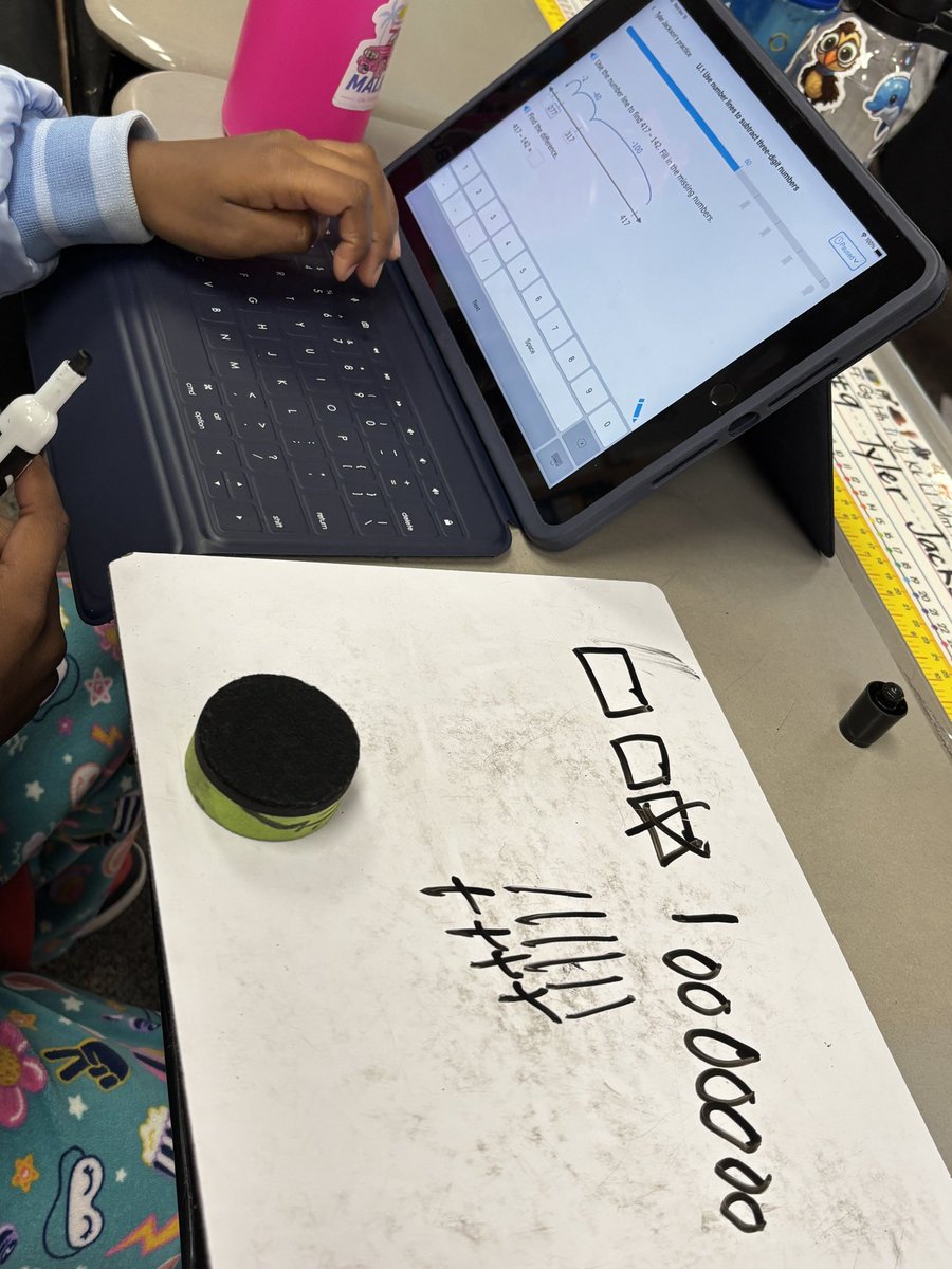 2nd graders in Ms. Tucker’s class drew base ten blocks to help them subtract 3-digit numbers. Ss persevered by thinking about place value! Keep up the awesome work! <a href="/BVBulldogs1/">Brookview Elementary School</a> <a href="/msdwarren/">MSD of Warren Township</a> #WarrenWill