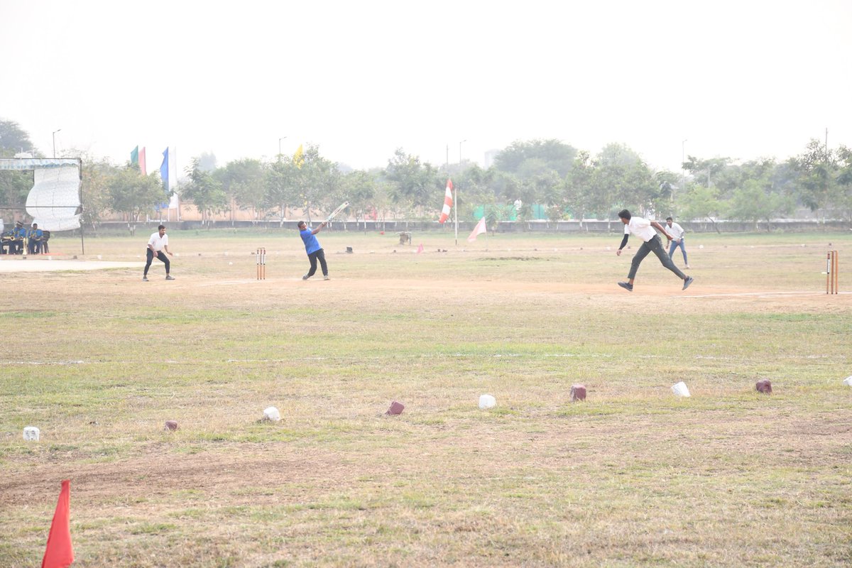 GCRAIPUR's tweet image. 86th CRPF Day 
GC Raipur hosted a friendly cricket match with the vicinity team, promoting unity and sportsmanship.Filling up the atmosphere with excitement. #CRPFDay #CommunityBonding
@crpfindia
@CentralZoneCrpf 
@cgsectorcrpf