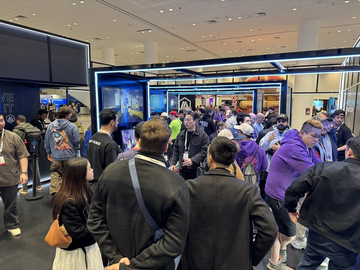 BFreshHB's tweet photo. 15 minutes into GDC

@arbitrum gaming is cooking https://t.co/IyOGD2mPX2