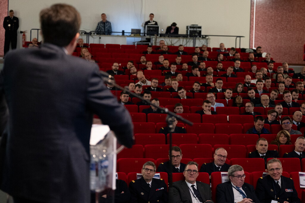 MarineNationale's tweet photo. #EAMEA | Journées sciences techniques nucléaires pour l’École atomique à Cherbourg avec pour thème "Sciences et techniques nucléaires : quelle place pour le jeu ?" La marine est un acteur central sur les questions du nucléaire et des avancées pédagogiques @DGA @Armees_Gouv https://t.co/eYbn6HiGrR