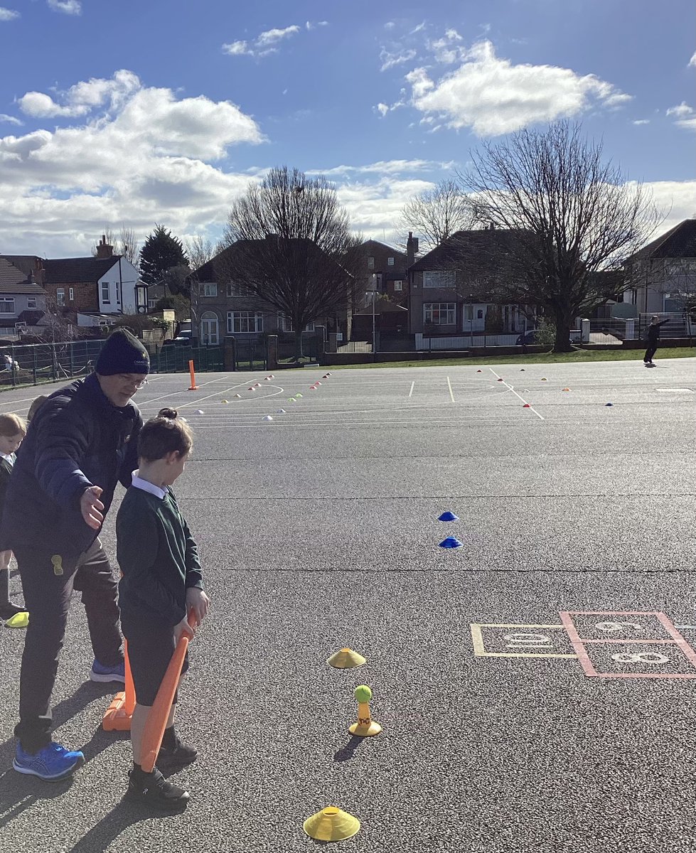 Bedford Drive PE & Outdoor Learning tweet media