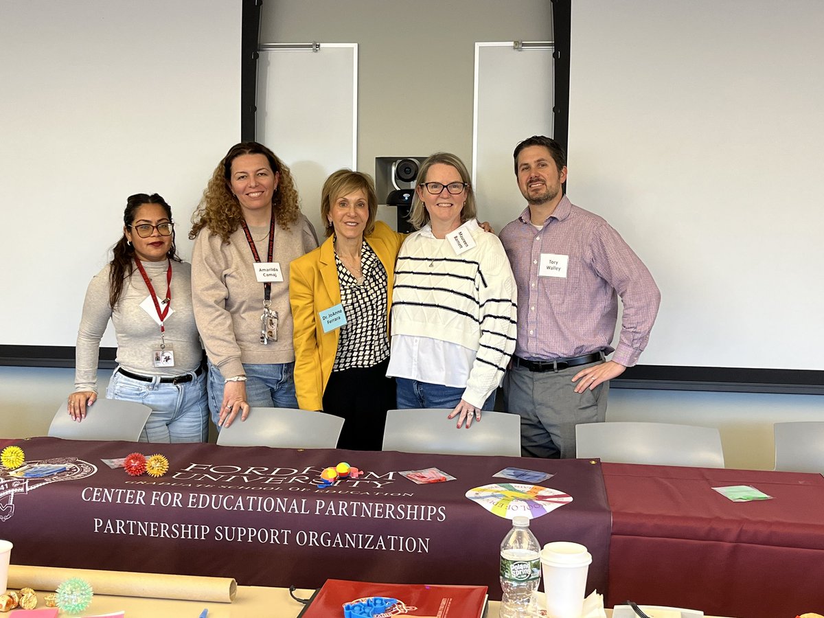 Connecting Communities, Celebrating Success: Future of Community Schools #CarlAnderson <a href="/ufsdtarrytowns/">Tarrytown Schools</a> <a href="/TarrySup/">Ray Sanchez</a>
