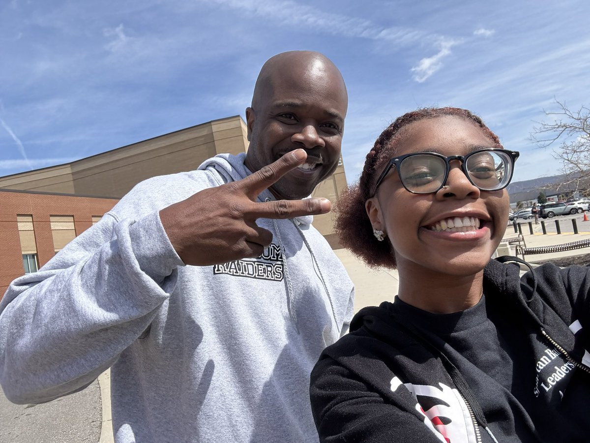 CW4 (Retired) Eugene Murphy (@cw4_ret) on Twitter photo Spartans BN! Today, our Archery & Raiders team were able to compete against MSG Hamilton(Grissom HS Raiders) & SGM McCray (James Clemens HS Archery). Our Spartans team were outstanding today! <a href="/pghs_spartans/">Pleasant Grove High</a> <a href="/JEFCOCareerTech/">JEFCOED Career Tech</a> <a href="/jwatkins97/">Jarvis Watkins</a> <a href="/lauradware/">Laura Ware, Ed.D.</a> <a href="/LColston1/">LaKeya Colston</a> Spartans BN! Today, our Archery & Raiders team were able to compete against MSG Hamilton(Grissom HS Raiders) & SGM McCray (James Clemens HS Archery). Our Spartans team were outstanding today! <a href="/pghs_spartans/">Pleasant Grove High</a> <a href="/JEFCOCareerTech/">JEFCOED Career Tech</a> <a href="/jwatkins97/">Jarvis Watkins</a> <a href="/lauradware/">Laura Ware, Ed.D.</a> <a href="/LColston1/">LaKeya Colston</a>