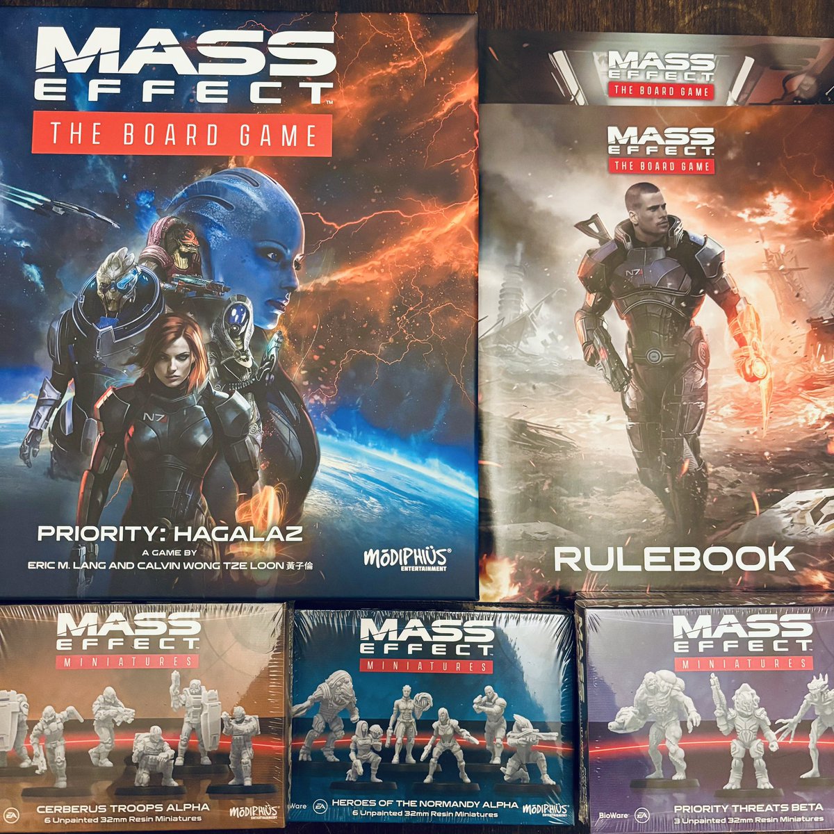 Thanks to the good folks of <a href="/Modiphius/">Modiphius</a> for my copy of their <a href="/masseffect/">Mass Effect</a> board game, plus several bonus packs of miniatures! Had a great time at the UK launch party in London last November... 🙂

#MassEffect #MassEffectBoardGame #PriorityHagalaz #Modiphius