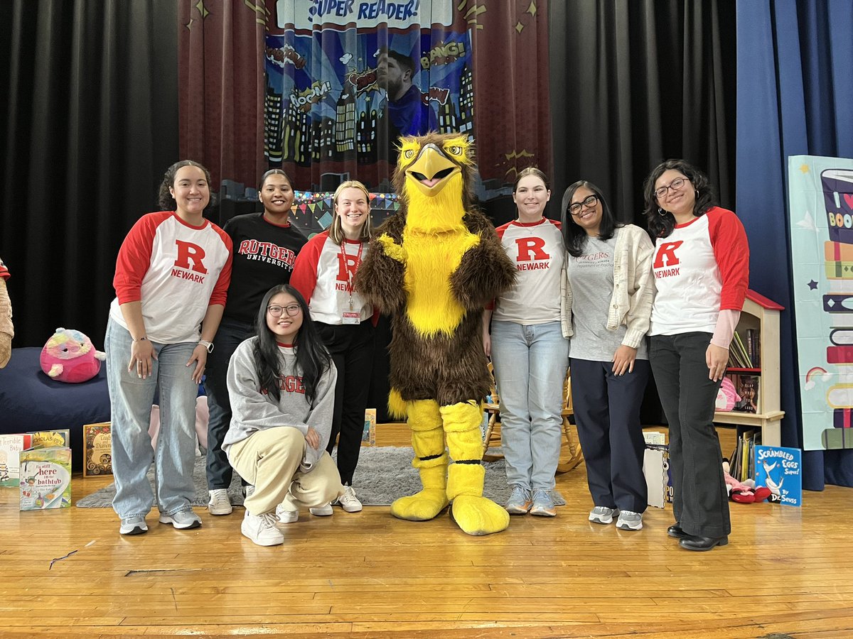 TheOfficeCARES's tweet image. For this years Read Across America, we partnered with schools across Newark and Irvington. This event promoted literacy, community engagement, and mentorship while fostering a love for reading among young learners! Thank you to everyone who participated!📚📖