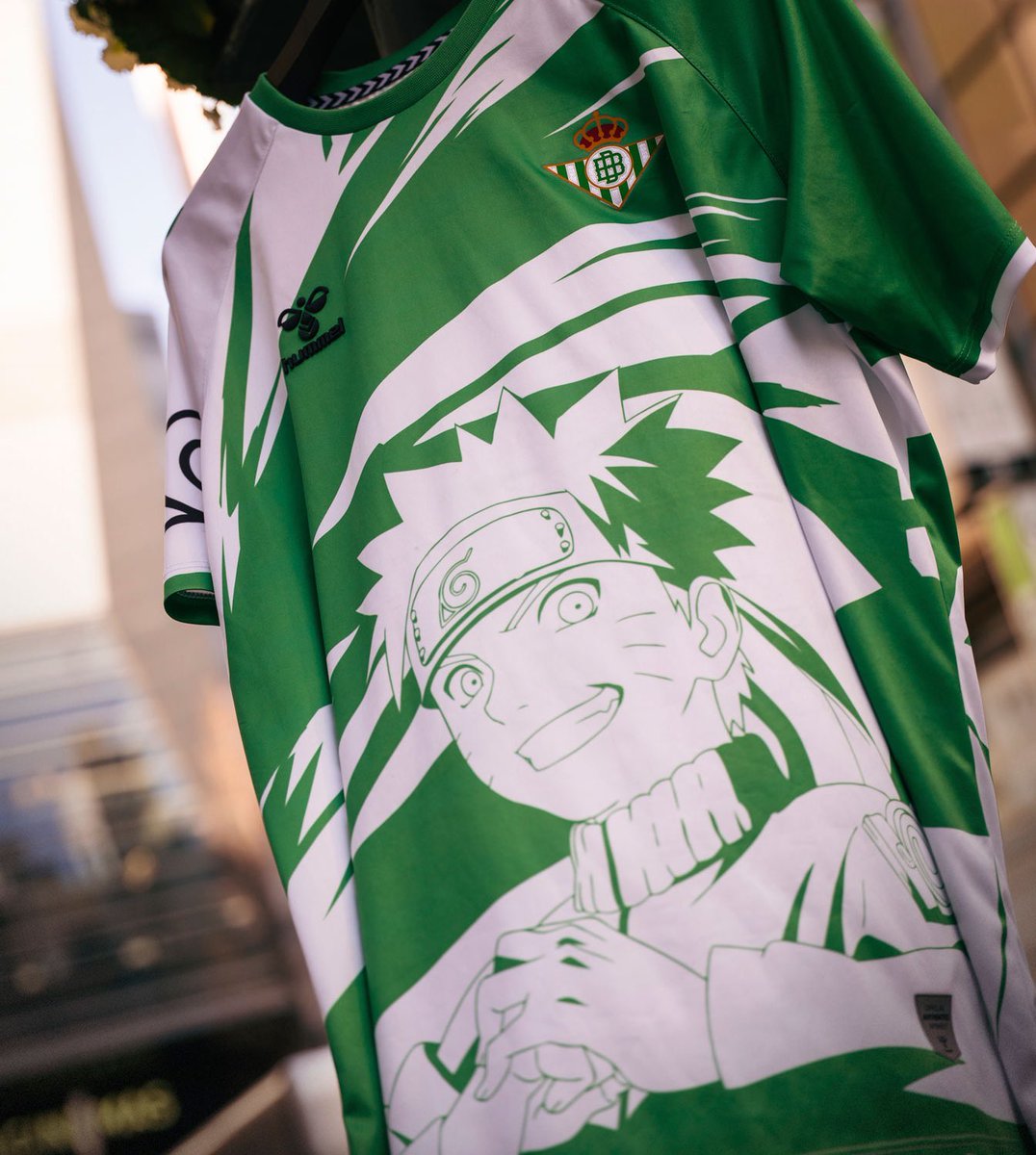 “Betis”:
Por la nueva playera del <a href="/RealBetis/">Real Betis Balompié 🌴💚</a> en colaboración con Naruto.
