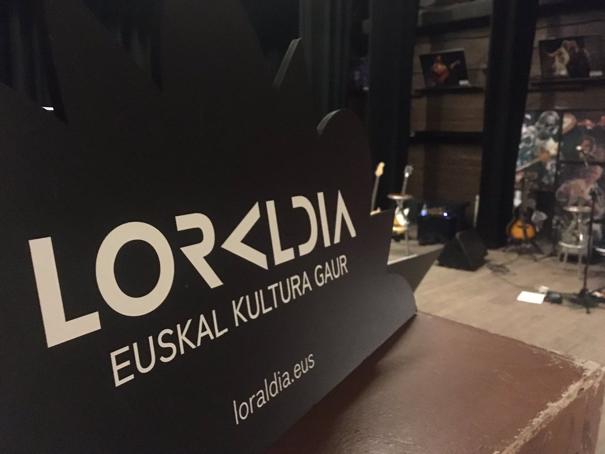 Gaur. 19:30. Aztia. Kafe Antzokian, Bilbon