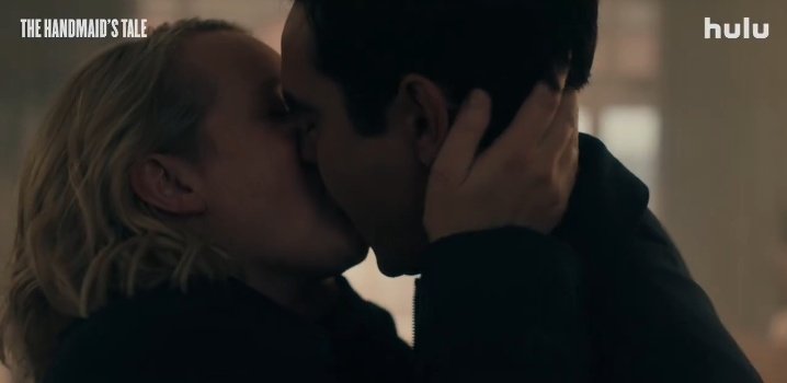 lpswenlove15's tweet photo. "Sometimes I think you're the only good thing in my life" 🥺❤️‍🩹 #TheHandmaidsTale https://t.co/k6vVR3aCjC