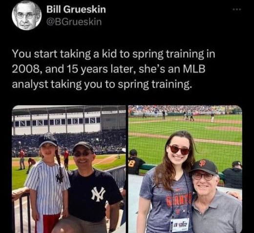 BBGreatMoments's tweet photo. How can you not be romantic about baseball? https://t.co/XPCdhN2CNp