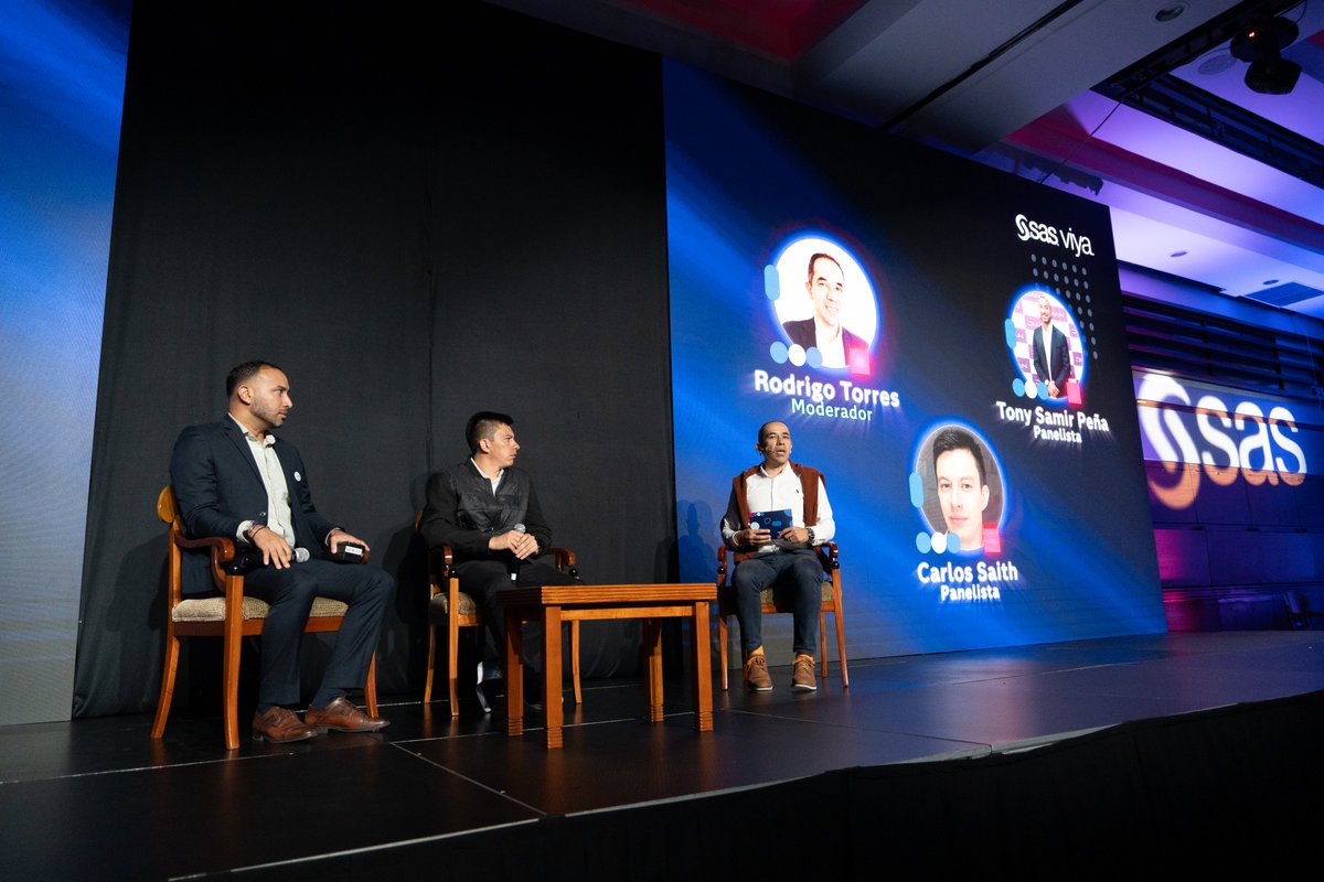 Sas_Colombia's tweet image. ¿Cómo están redefiniendo los datos el panorama empresarial y el sector público?  En #HelloDataColombIA, @RodrigoTorresRT (@ValoraAnalitik) moderó una conversación imperdible con Carlos Saith (@Bancolombia) y Tony Samir Peña (@DIANColombia) sobre decisiones basadas en datos.
