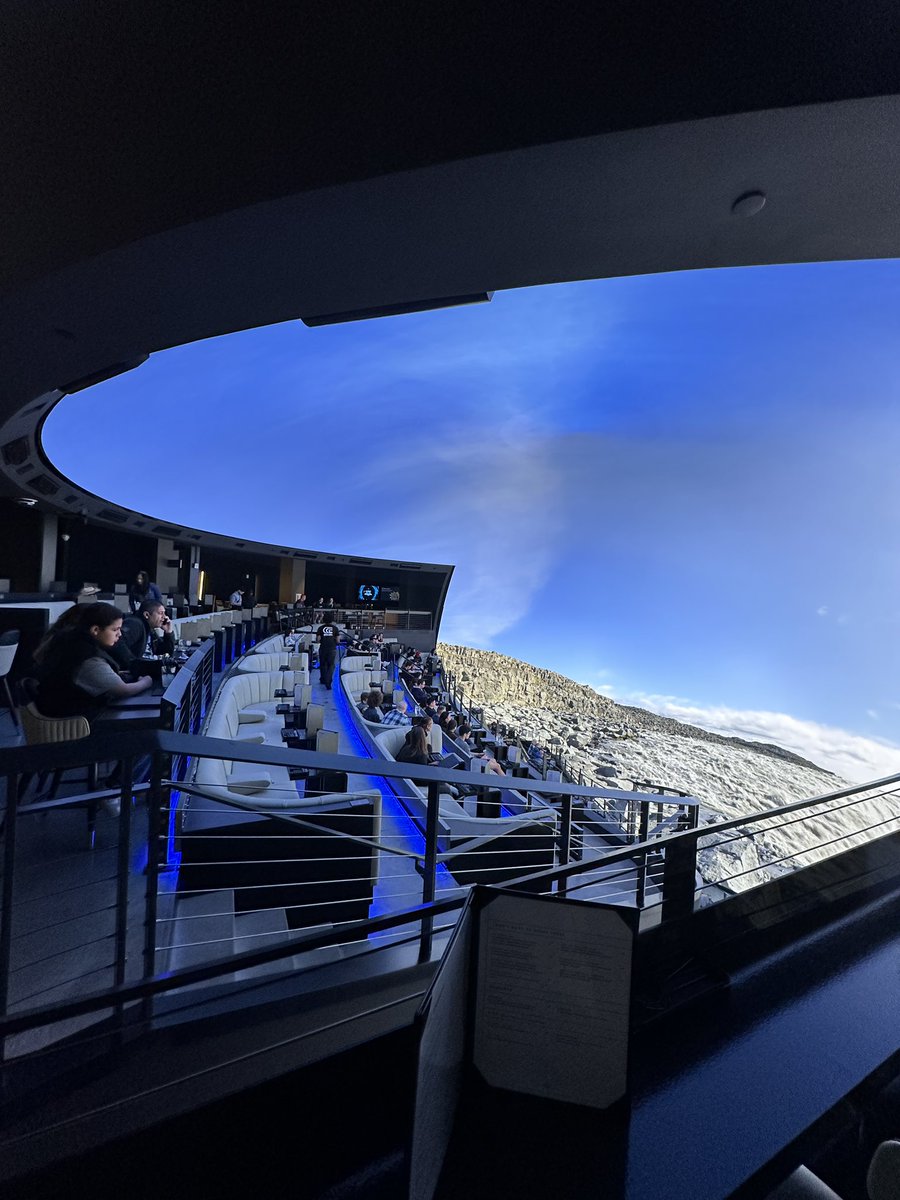 robymakesvideos's tweet image. Baby’s first @CosmDallas experience. #cosm