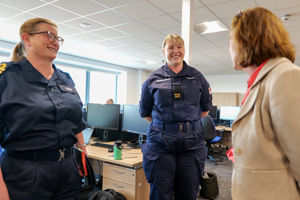 HMS Cambria (@hmscambria) on Twitter photo It was a pleasure to welcome the First Minister of Wales on her visit to HMS CAMBRIA and explain the role that the Maritime Reserves have in Wales and the support they give to the wider Royal Navy.
<a href="/RNReserve/">Royal Naval Reserve</a> <a href="/SeneddWales/">Welsh Parliament</a> <a href="/WelshGovernment/">Welsh Government</a> It was a pleasure to welcome the First Minister of Wales on her visit to HMS CAMBRIA and explain the role that the Maritime Reserves have in Wales and the support they give to the wider Royal Navy.
<a href="/RNReserve/">Royal Naval Reserve</a> <a href="/SeneddWales/">Welsh Parliament</a> <a href="/WelshGovernment/">Welsh Government</a>