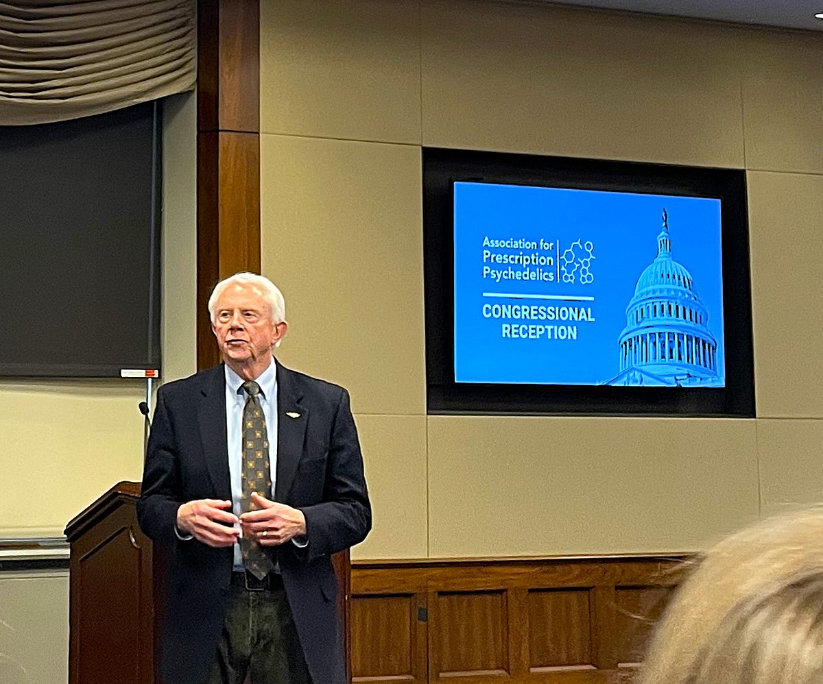PsychedelicsRX's tweet image. Last week we hosted a discussion on Capitol Hill to highlight the promise of prescription psychedelics and the need to secure @US_FDA approval for these potentially transformative treatments.
Special shoutout to @TimSheehyMT, @RepJackBergman, and @RepLouCorrea for joining!