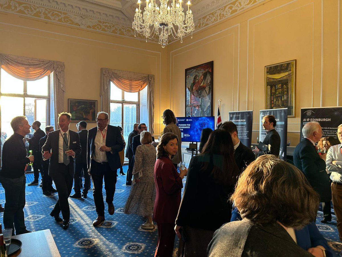 FeryalClark's tweet photo. Great event last night hosted by Peter Mathieson-Principal of @EdinburghUni &amp; @IanMurrayMP 
-showcasing how data, digital innovation &amp; AI can drive public good
-how government, industry &amp; academia can collaborate to maximise potential of these technologies
#AI #PublicGood https://t.co/tyYIGDgQzT