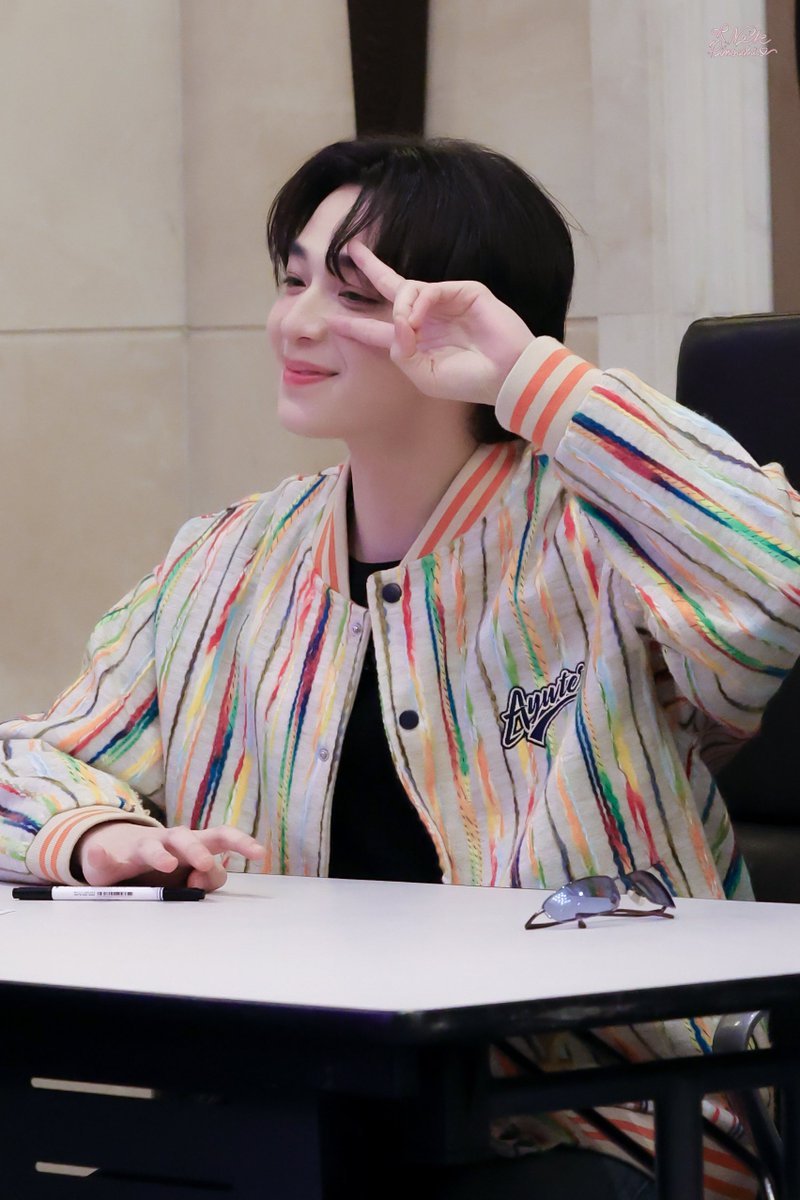 neknrcp's tweet photo. รุ้แล้วว่าน่ารัก ตกกันยุ่ได้ 🤏🏻🥰
BBAS WITH FRIENDLY ME
ʚ #FriendlymexBAS #6CODEɞ
✨ꔛ◦. ꒰#bbasjtr #บาสเด็กอ้วนที่แท้จริง꒱🏀´ˎ˗ ✦ https://t.co/Q82IsBzkdP