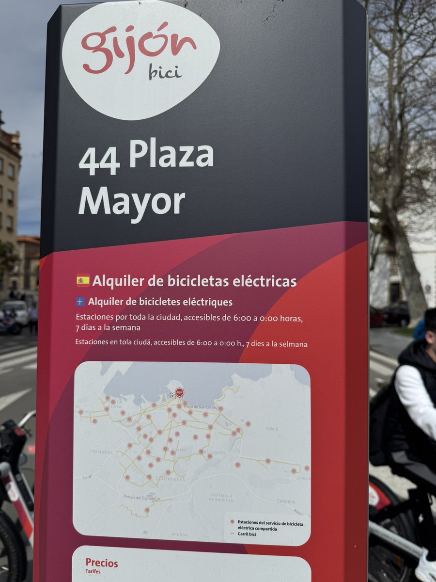 danirguezb's tweet photo. Siempre pasa que cuando el PSOE gobierna, se 💩.

Presentan reformas estatutarias cuando ya no dan los números, no respetan la igualdad de lenguas… No vaya a ser que se despierten los dinosaurios. https://t.co/iNRfdnegzy