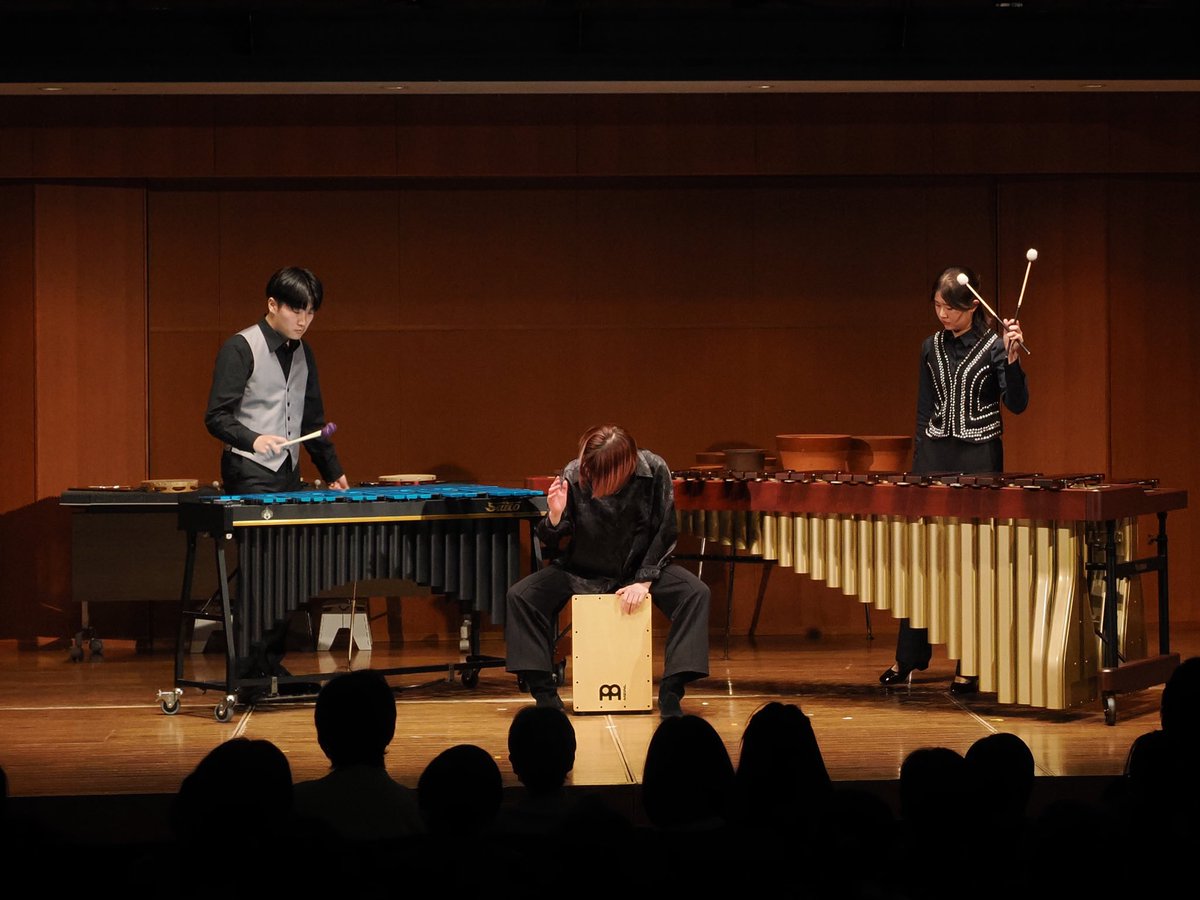 TriPulse_Perc's tweet photo. 3月8日(土)、Percussion ensemble TriPulse 春の出張公演を開催いたしました🌷
以前から夢見ていた愛知公演、有難いことに完売御礼ということで、沢山のお客様にご来場いただき、感謝の一言しかありません。本当にありがとうございました。
スタッフの皆さま、ホールの皆さまにも御礼申し上げます。 https://t.co/VfCDSD7Iyj