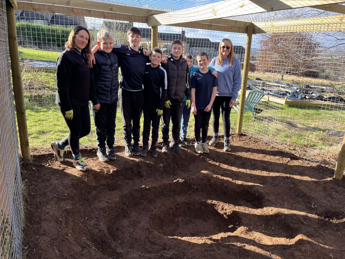 The Alba Explorers (@albaexplorers) on Twitter photo Massive shoutout to the Burnside boys (and the amazing SPSAs!) for their hard work digging out the foundations for a wildlife pond in just one day! <a href="/BurnsidePS/">BurnsidePS</a>
The pond is at Gallowshade community links in Forfar... We can’t wait to visit it over the year so that our pupils can Massive shoutout to the Burnside boys (and the amazing SPSAs!) for their hard work digging out the foundations for a wildlife pond in just one day! <a href="/BurnsidePS/">BurnsidePS</a>
The pond is at Gallowshade community links in Forfar... We can’t wait to visit it over the year so that our pupils can