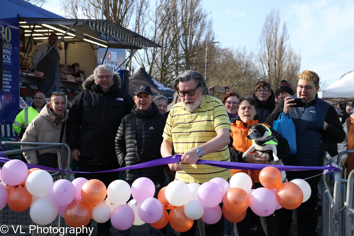 VLPhotography_'s tweet photo. Ricky Tomlinson opened Stanley Park Market today 1/2 https://t.co/YwjpZ9hD3t