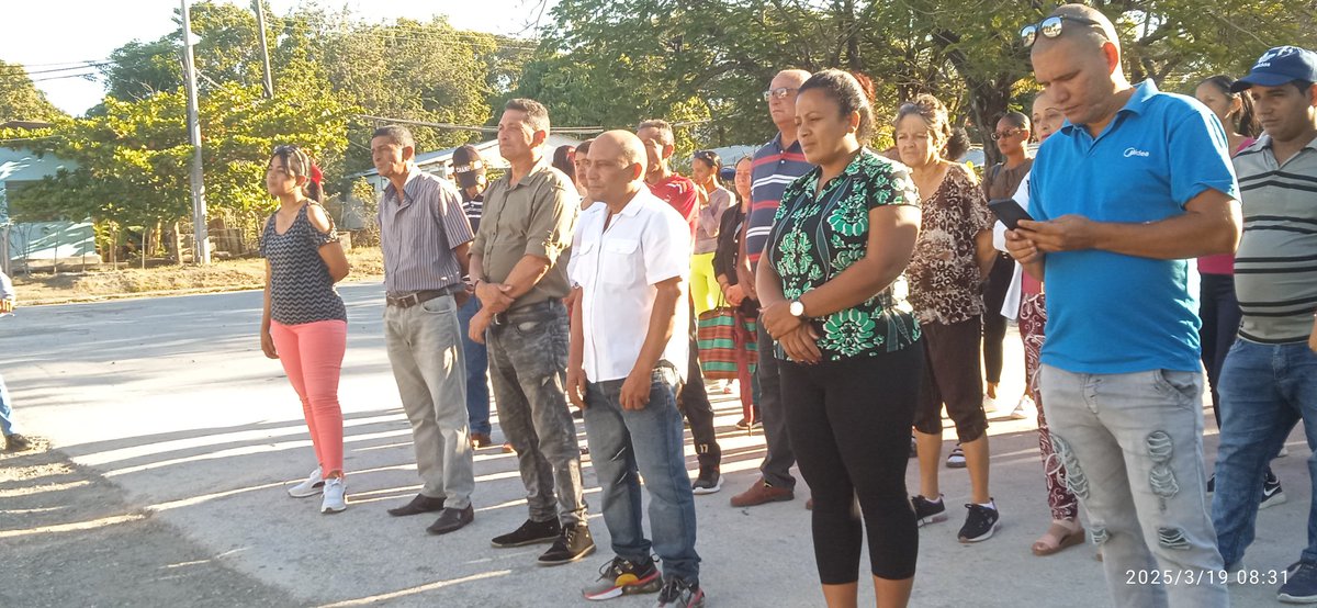 DMEPilon's tweet photo. En horas de la mañana se efectúa en la Dirección General de Educación Pilón matutino especial dedicado al ejercicio antidrogas. #EducaciónPilón #MunicipioPilón #EducaciónGranma #ProvinciaGranma #CubaMined https://t.co/zuIgqCzfqH