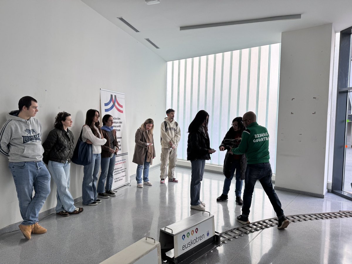 Asociación de Amigos del Ferrocarril de Bilbao tweet media