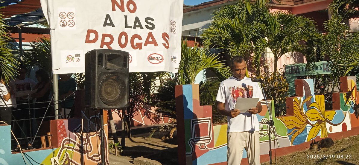 DMEPilon's tweet photo. En horas de la mañana se efectúa en la Dirección General de Educación Pilón matutino especial dedicado al ejercicio antidrogas. #EducaciónPilón #MunicipioPilón #EducaciónGranma #ProvinciaGranma #CubaMined https://t.co/zuIgqCzfqH