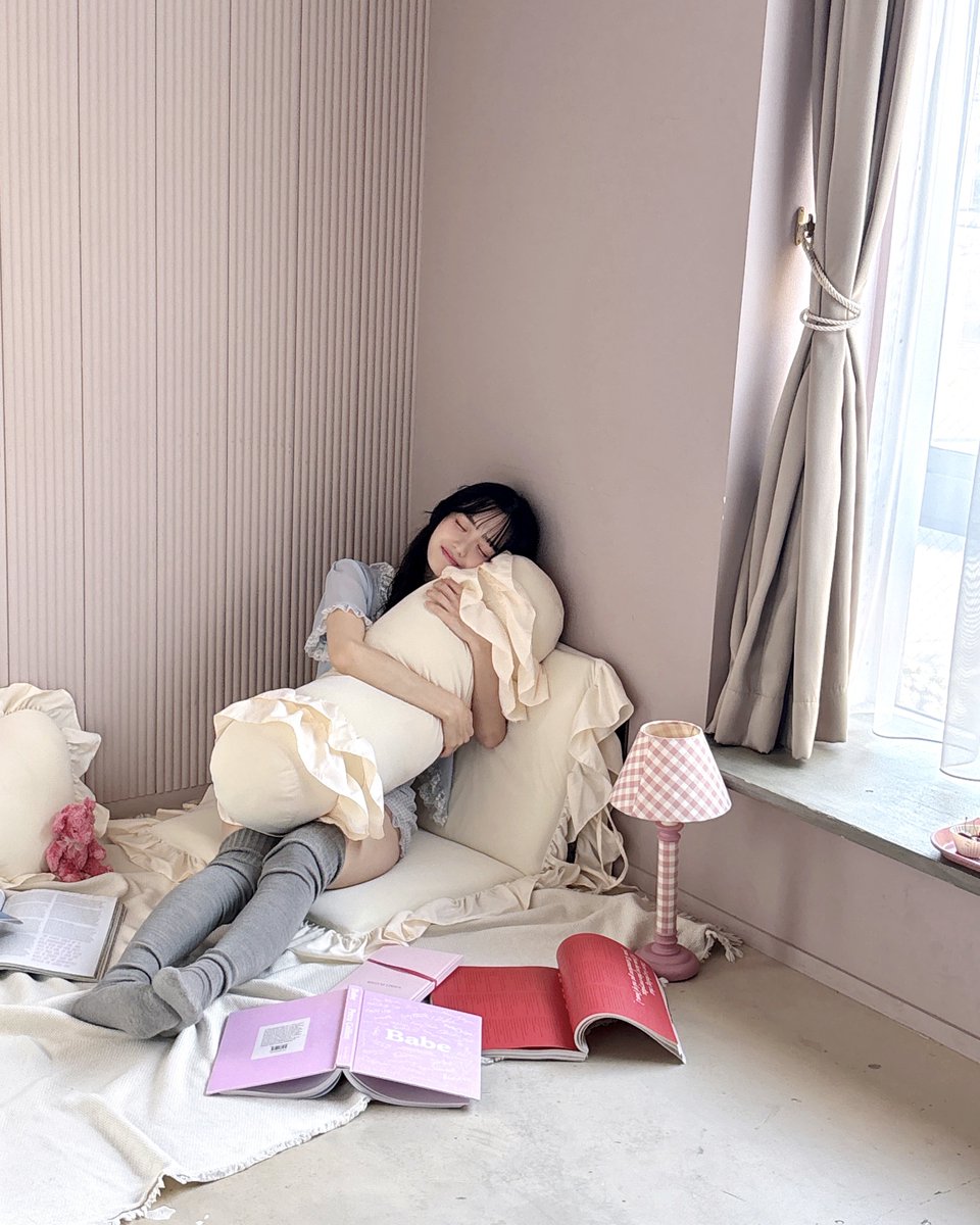 momonamatsumoto's tweet image. ぽやすみなさい🌙* :ﾟ

#ぽしのおしらせ リマインド🎀
LARMEさんがプロデュースする
女の子の夢が詰まったホームコレクションのモデルさんをさせて頂いてます💕

＼🛌𝐋𝐀𝐑𝐌𝐄 𝐇𝐨𝐦𝐞 𝐂𝐨𝐥𝐥𝐞𝐜𝐭𝐢𝐨𝐧／
ロマンチックな夢を見ようね🩷…