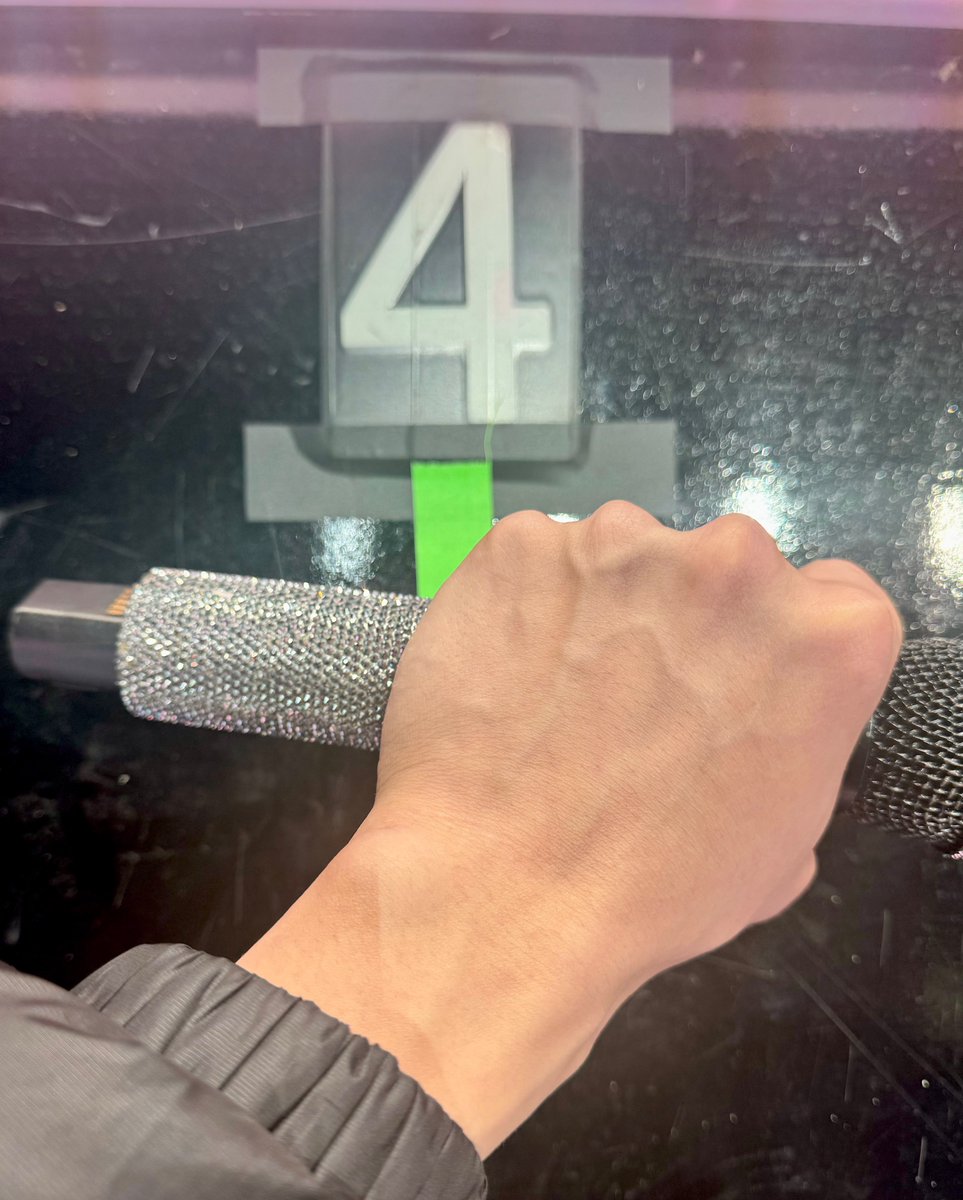 xueishaoo's tweet photo. NUMBER 4 WILL FINALLY PERFORM ON STAGE TOMORROW! WELCOME BACK, WEN JUNHUI ! 🥹🤍 https://t.co/o2WO7G76n5