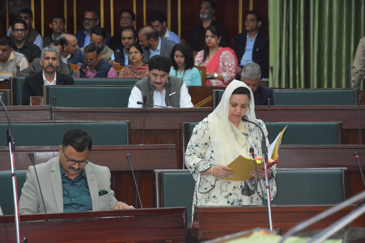 NewspointjK's tweet image. 683 teaching, non- teaching #posts #vacant in Bhaderwah constituency: Education Minister Sakeena Itoo

She informed that the posts included Principals, Headmasters, Masters, Teachers and Non Teaching staff.

#BudgetSession2025 #JammuKashmir