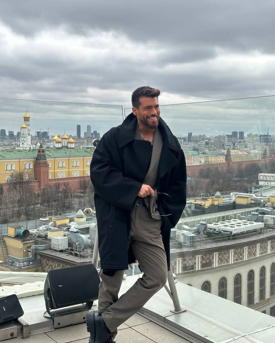 _AlbiAlba's tweet photo. La sonrisa 💖.

#CanYaman https://t.co/vGMHFPN2hh