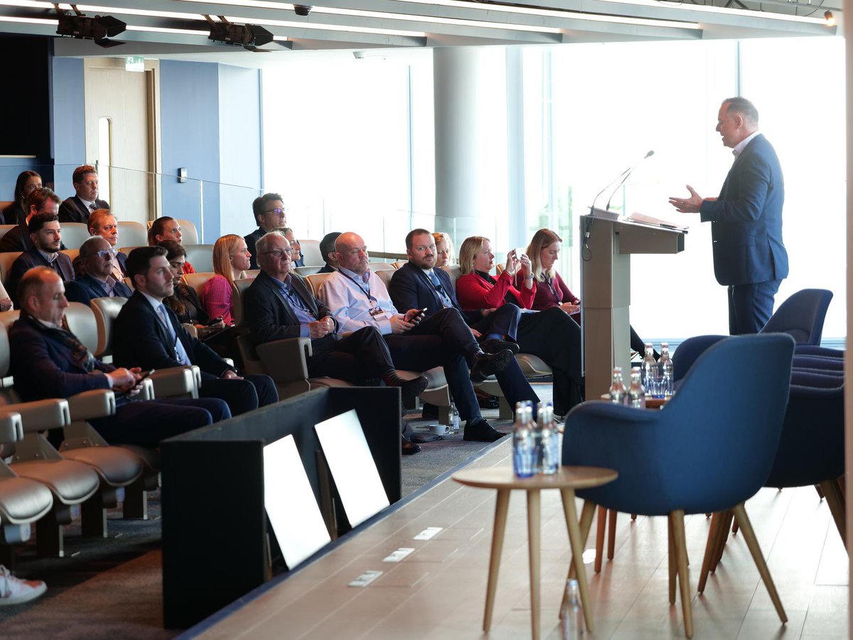 Our hugely anticipated KIT session is underway here at Capital Group, presented by our council memnber James Lindsay from SGA. 

#pensions #finance #assetmanagers