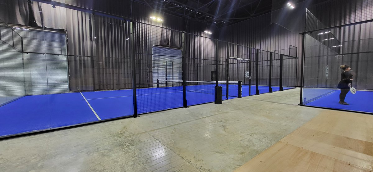 LowEnergyLED's tweet photo. 💡🏓 Smarter Lighting, Better Padel! 

Lighting should never cost you a match! At #padel Box Club #Bermondsey , we made sure of that.

Using Bluetooth sensors built directly into our #LED lights, we’ve created a smart, adaptive system. 

https://t.co/Fx0g8ULLaz https://t.co/Wvqtfx9hix