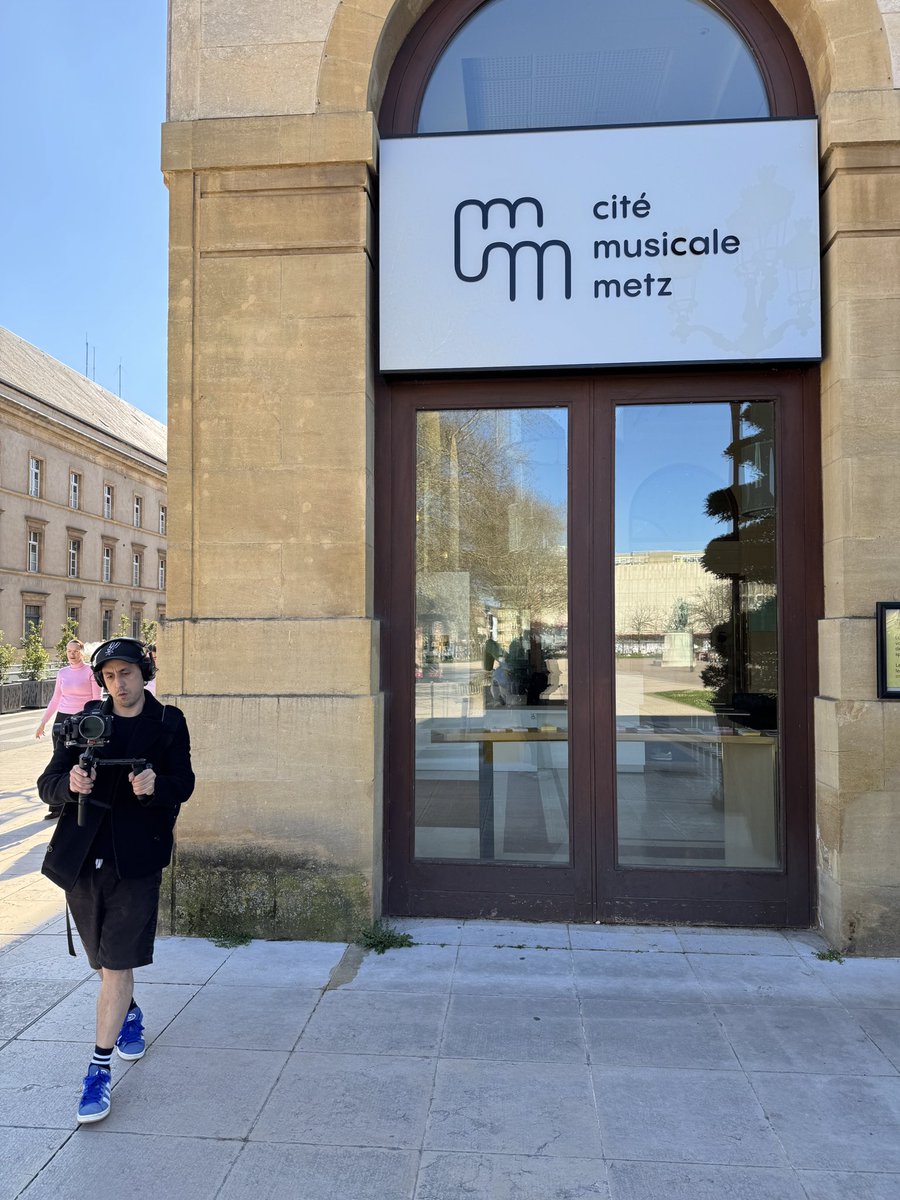 TrashTalk_fr's tweet photo. Bien arrivés à Metz !!

Rendez-vous ce soir à l’Arsenal pour l’Apéro en public 🥰🥰🥰 https://t.co/EdwMICMbpk