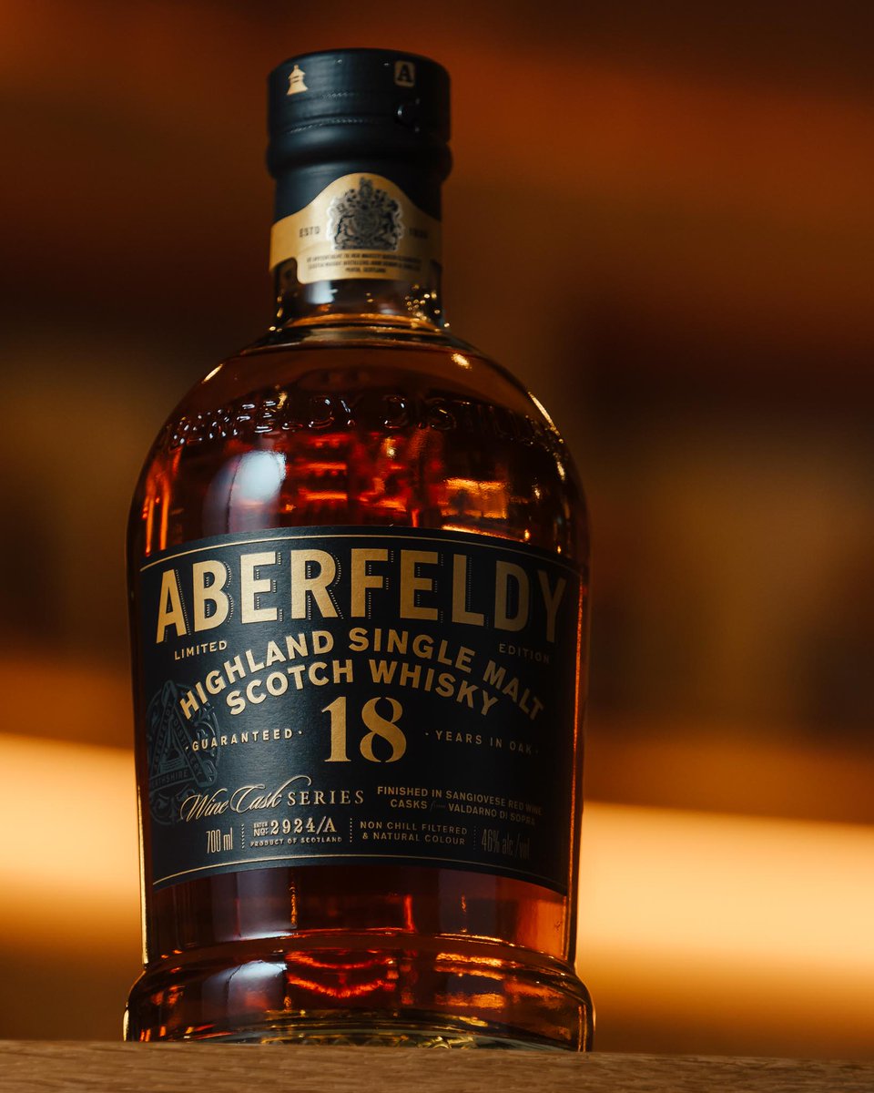 Think ripe cherries &amp; plums, a hint of orange with honeyed fig, &amp; floral notes of violet. Plus, a subtle warm, spicy finish with vanilla. #Aberfeldy 18 Sangiovese Red Wine Cask Finish is seriously delicious. Shop now - bit.ly/4krarKf