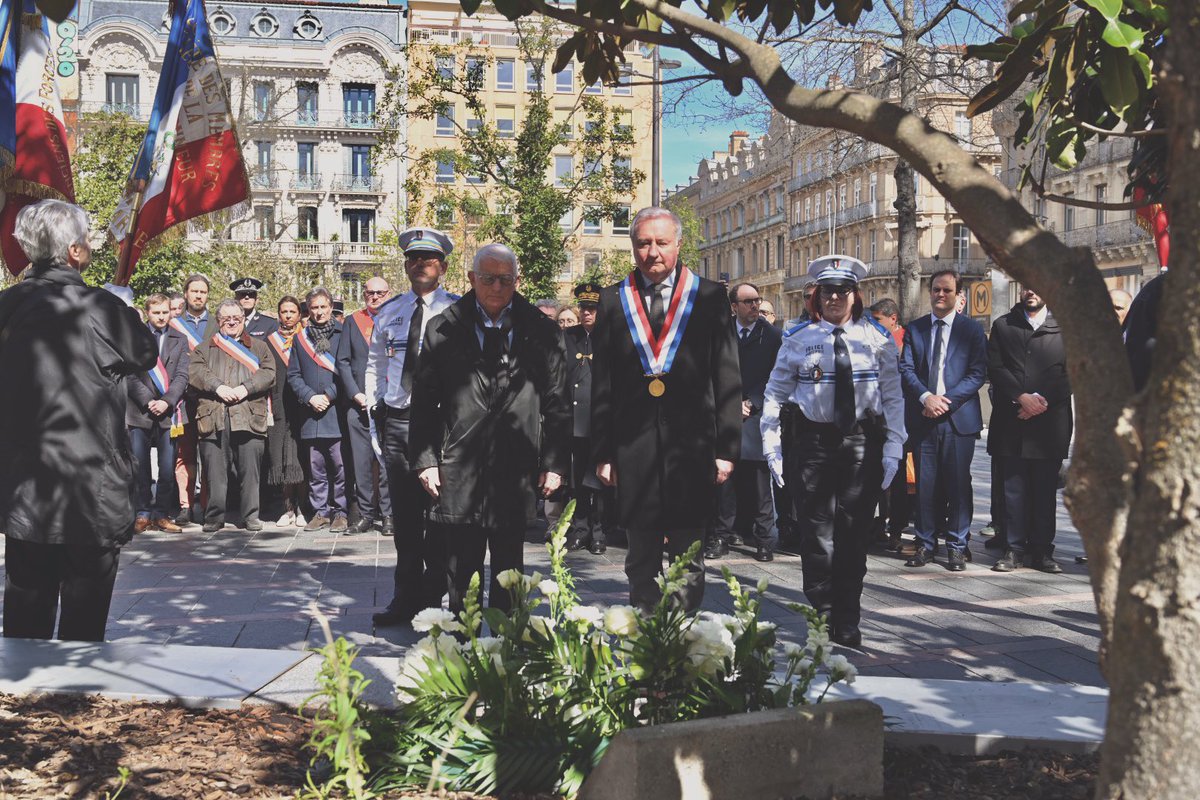 Le 19 mars 2012, le paroxysme de l’ignominie était atteint après 10 jours d’horreurs. 

13 ans après, #Toulouse se souvient et honore les victimes de la barbarie islamiste et de la haine antisémite.

13 ans après, nous continuons le combat face à ceux, qui, décomplexés par la