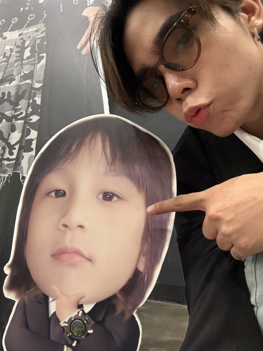 deasy_2022's tweet photo. ผมมาละคับคุณสัตวแพทย์

#BirthdaybutwithDICE 
#DICEYEARONE
#DICE_SONRAY https://t.co/nb9NrbA0AX