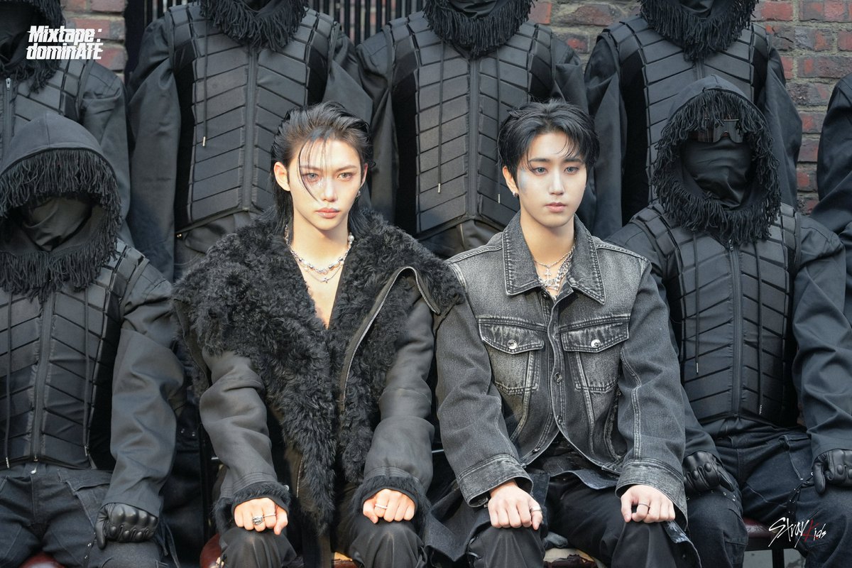 Stray_Kids's tweet photo. Stray Kids(스트레이 키즈) "Mixtape : dominATE"
"Truman (한 & 필릭스)"
BEHIND SPOILER IMAGES

#한 #HAN
#필릭스 #Felix

2025.03.21 FRI 1PM (KST) | 0AM (ET)

🦷PRE-SAVE & PRE-ORDER "Mixtape : dominATE"
https://t.co/si8bEc1QSz

#StrayKids #스트레이키즈
#Mixtape_dominATE
#Truman
#YouMakeStrayKidsStay