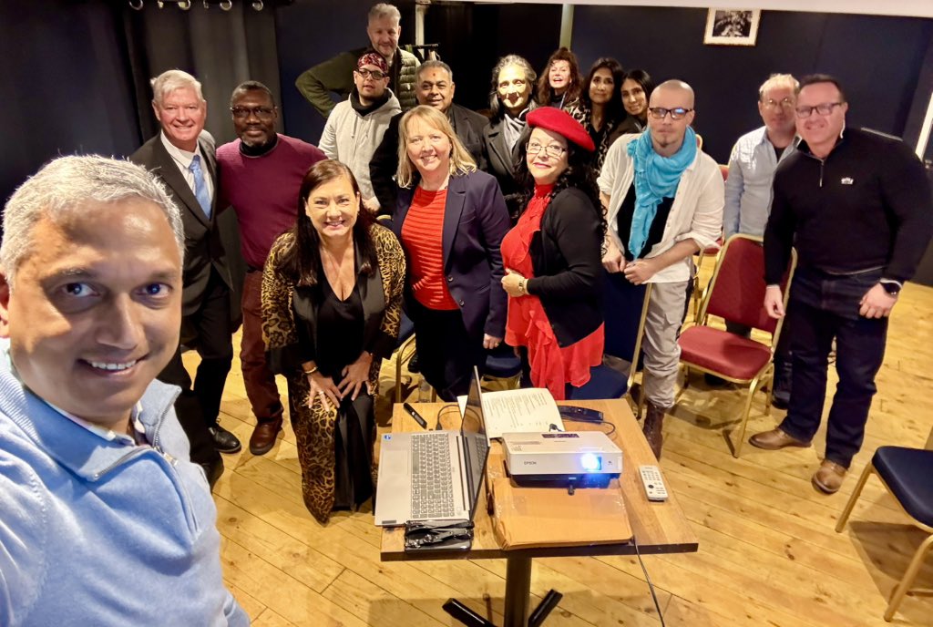 Anthony Fernandes tweet media