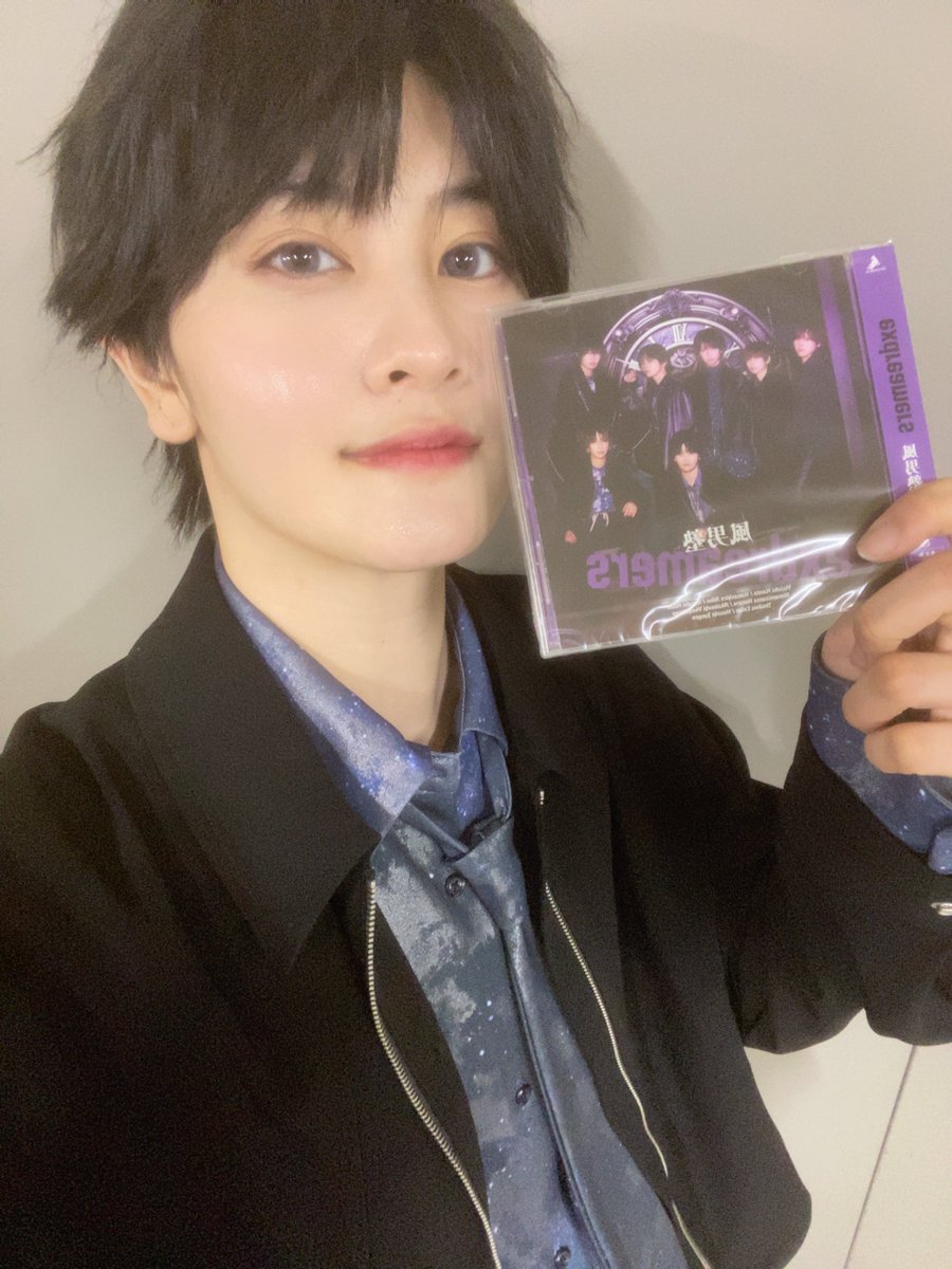 michael_jorgen7's tweet photo. #風ベント 2日目✌🏼

カメイドクロックさんにて
発売日当日会いに来てくれてありがとう🙇🏻‍♂️

皆さんから沢山おめでとうの言葉をいただけて嬉しいです😊

明日は祝日ということで、2部あるよ‼︎
是非会いに来てね👍🏼

#風男塾 https://t.co/7seAbA8VTb