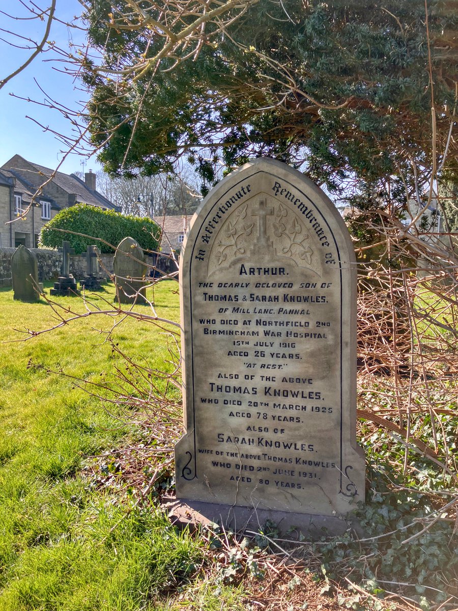 Walking through #Pannal village and pleased to see the grave of Arthur Knowles remains very well cared for: pals.org.uk/pannal/knowles…