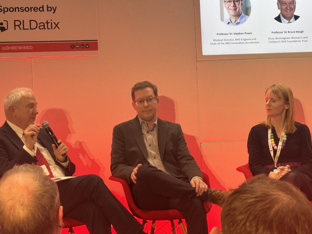 Anna King tweet media