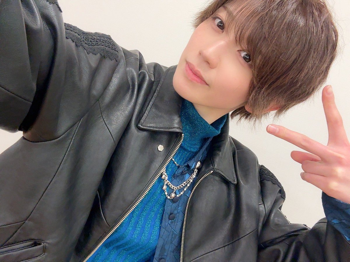 rikkun_87sky's tweet photo. 本日風男塾36枚目のSingle『exdreamers』発売日✨
そして　#風ベント 2日目もありがとうございました😊

『exdreamers』もカップリングの二曲もどれも違ってどれも良いので皆んなぜひ沢山聴いてください🎶

#風男塾 https://t.co/C6e2iXHjFr
